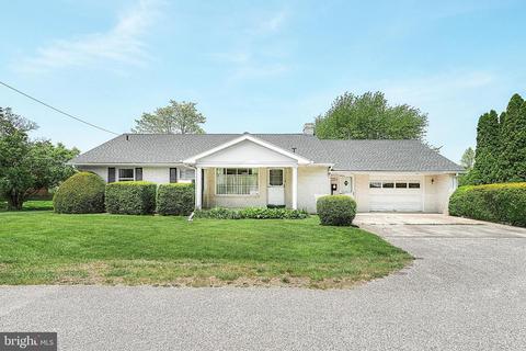 118 Water, East Berlin, PA 17316