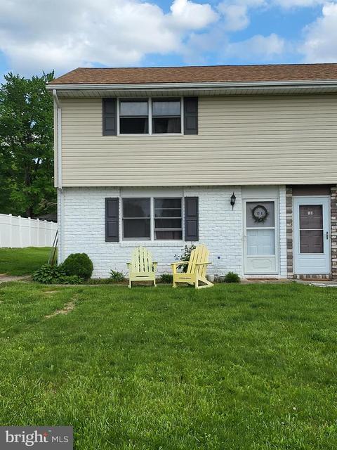 13 Hickory Ave # a, Gettysburg, PA 17325