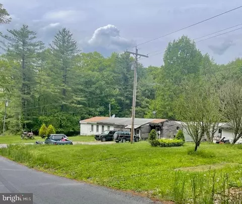 1319 New Rd, Orrtanna, PA 17353