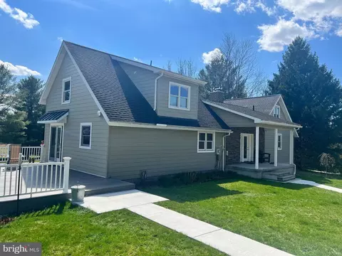 596 Pondtown Rd, Dillsburg, PA 17019