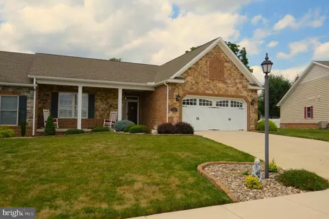 147 Stoners Cir, Littlestown, PA 17340