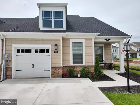38 Bayberry Ln, Gettysburg, PA 17325