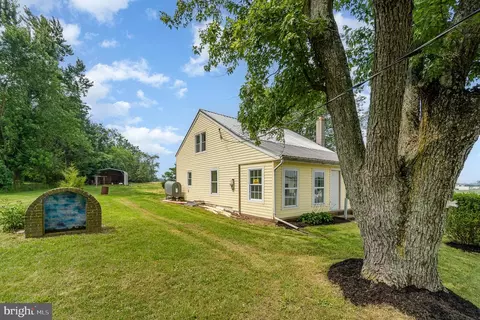 1590 Goldenville Rd, Gettysburg, PA 17325