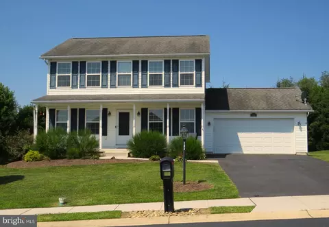 153 W Imperial Dr, Aspers, PA 17304