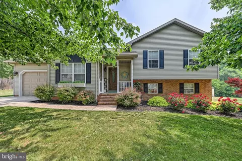 108 Branch Cir, East Berlin, PA 17316