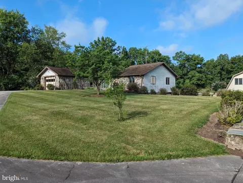 150 New Chester Rd, Gettysburg, PA 17325