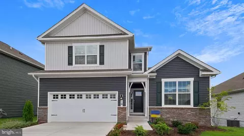 10 Charles Dr, Gettysburg, PA 17325