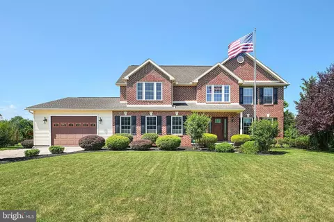 36 Los Alamitos Cir, Hanover, PA 17331