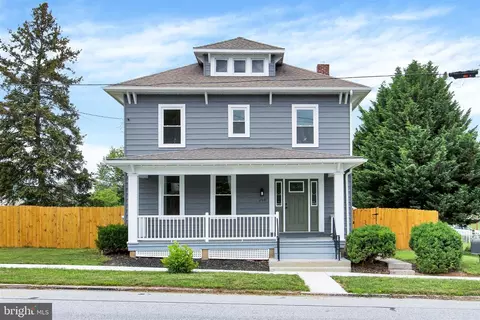 259 W King St, Abbottstown, PA 17301