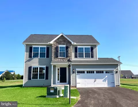 17 Aviary Dr #B13, Gettysburg, PA 17325