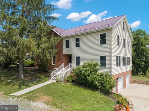 2069 Upper Bermudian Rd, Gardners, PA 17324