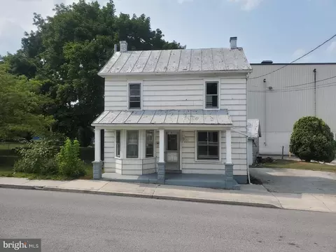 131 Cemetery St, Littlestown, PA 17340