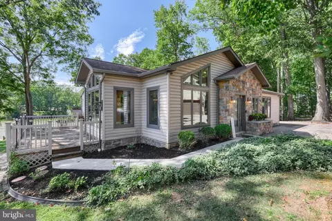 23 Bragg Dr, East Berlin, PA 17316