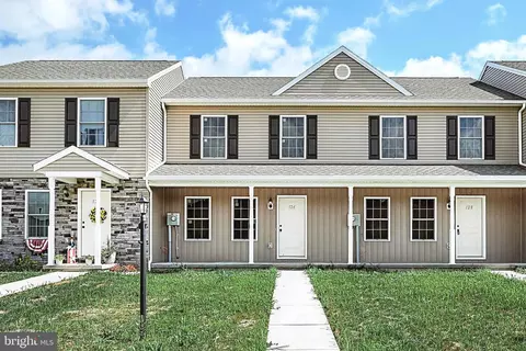 126 Homestead Dr, Gettysburg, PA 17325