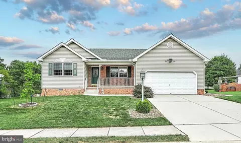 103 Wheaton Dr, Littlestown, PA 17340