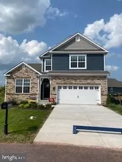 45 Charles Dr, Gettysburg, PA 17325