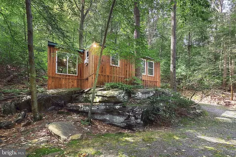 951 Maryland Ave, Bendersville, PA 17306