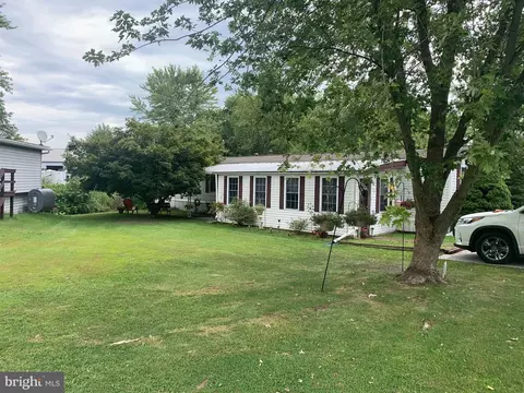 90 Knight Rd #23, Gettysburg, PA 17325
