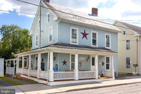125 Lumber St, Littlestown, PA 17340