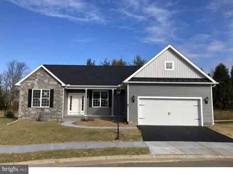 94 Ravenrock Dr #C39, Gettysburg, PA 17325