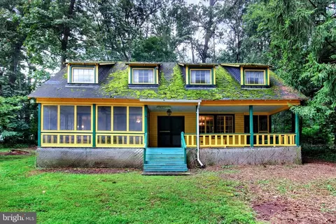 244 C Waldheim Rd, New Oxford, PA 17350