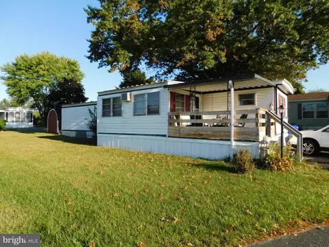 36 Davis Ave, Gettysburg, PA 17325
