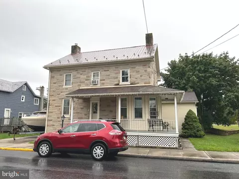 30 E Main St, Fairfield, PA 17320