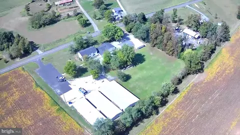 355 Hickory Rd, Littlestown, PA 17340