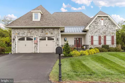 12 River Rd, Gettysburg, PA 17325