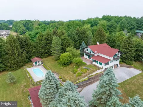 1900 Fish And Game Rd, Littlestown, PA 17340