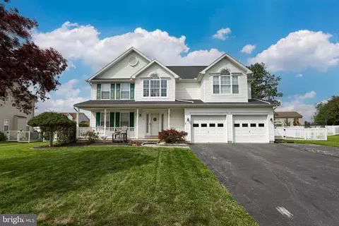 76 Blenheim St, Hanover, PA 17331