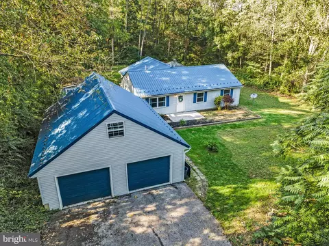 80 Mandy Ln, Gettysburg, PA 17325