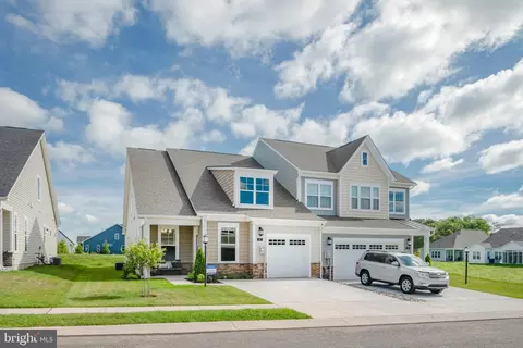 81 Boneset Dr, Gettysburg, PA 17325