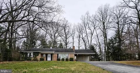 701 Bollinger Rd, Littlestown, PA 17340