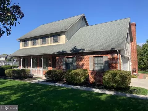 35 Glenwood Dr, Biglerville, PA 17307