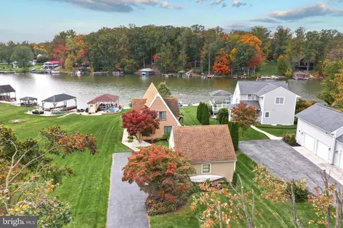 29 Bragg Dr, East Berlin, PA 17316