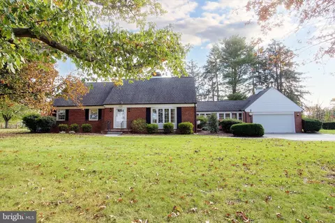 115 Bream Hill Rd, Gettysburg, PA 17325