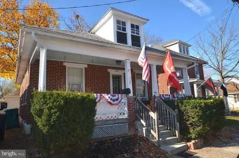 645 S Washington St, Gettysburg, PA 17325