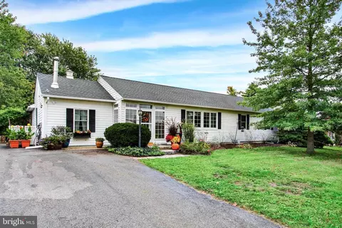 1139 Old Harrisburg Rd, Gettysburg, PA 17325