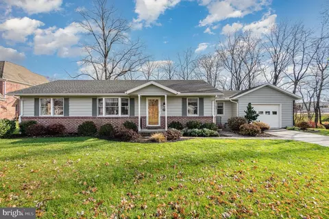 293 N 4th St, Gettysburg, PA 17325