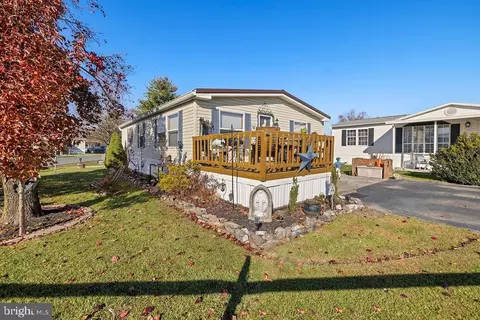 329 Benning Ave, Gettysburg, PA 17325