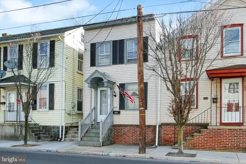 408 S Washington St, Gettysburg, PA 17325