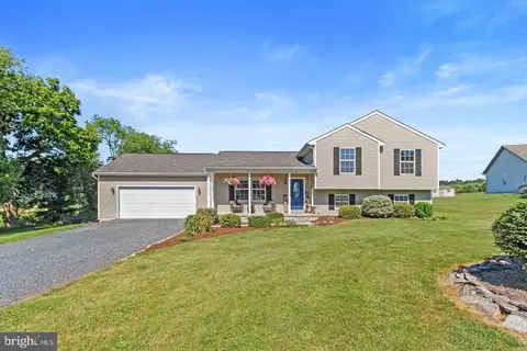915 Yellow Hill Rd, Biglerville, PA 17307