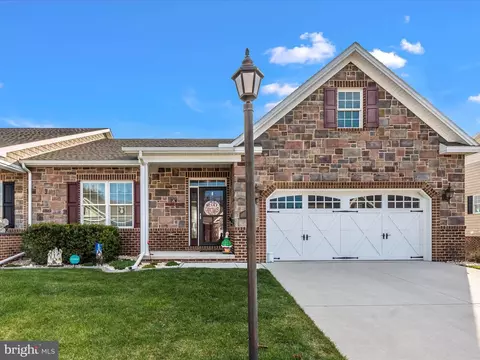 128 Stoners Cir, Littlestown, PA 17340