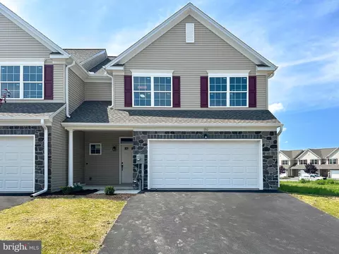 150 Battalion Ln, Gettysburg, PA 17325