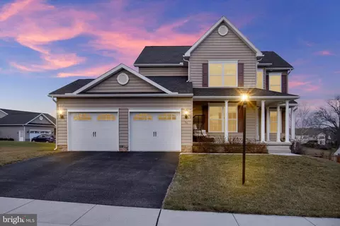 26 Kestrel Dr, Gettysburg, PA 17325