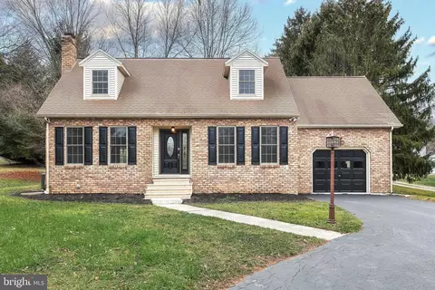 665 Abbottstown Pike, Abbottstown, PA 17301