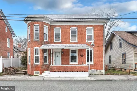 202 Harrisburg St, East Berlin, PA 17316