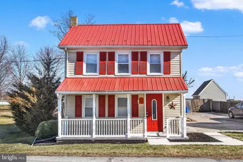 5325 Carlisle Pike, New Oxford, PA 17350