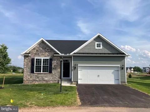 13 Swift Ct #C44, Gettysburg, PA 17325
